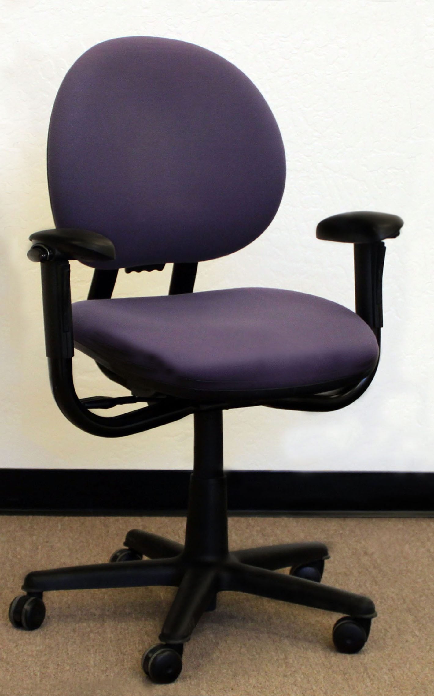 Steelcase Criterion Mid Back Series Used Task Chair Purple