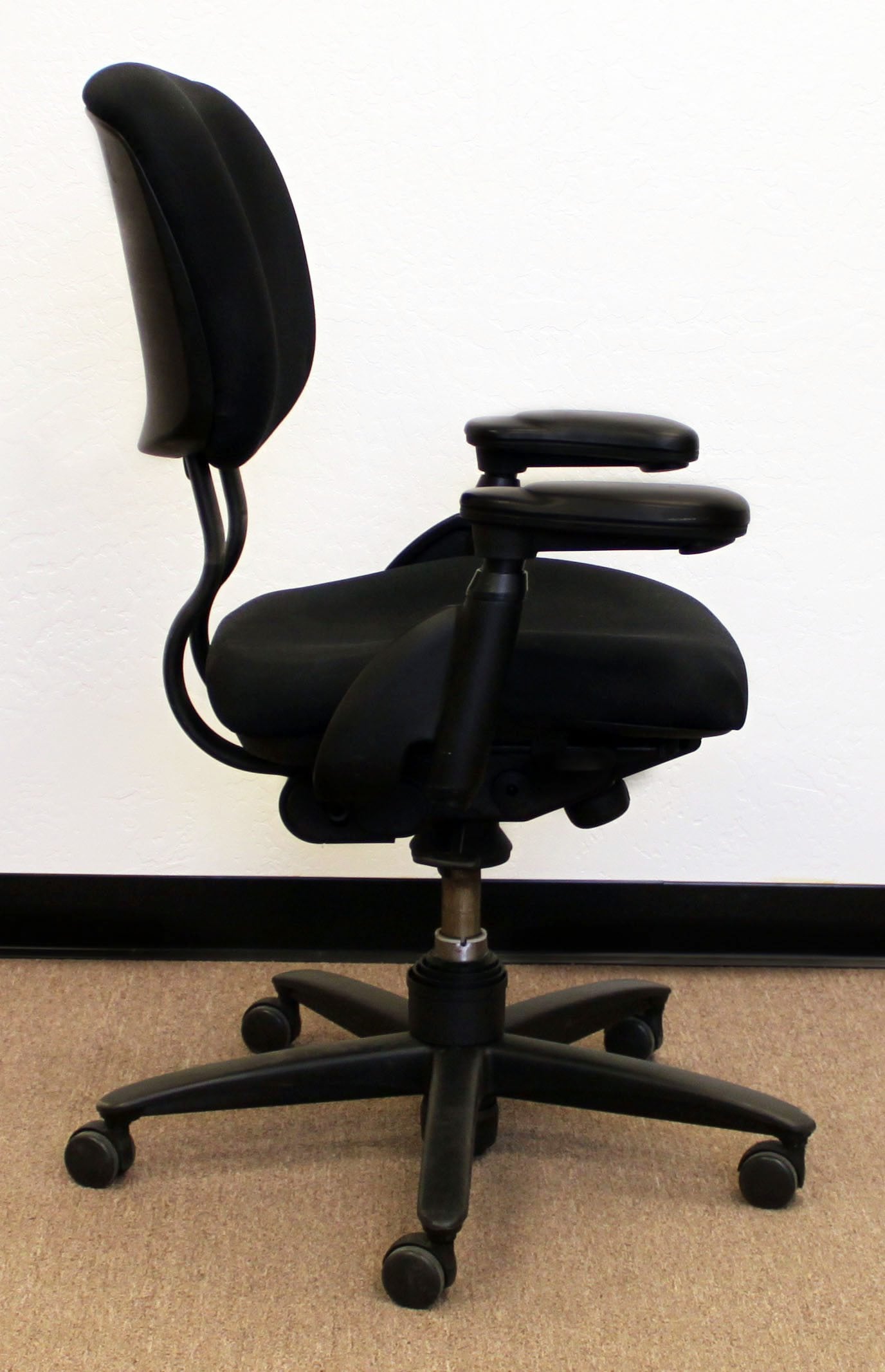 Haworth Improv HE Series Used Task Chair, Black - National Office