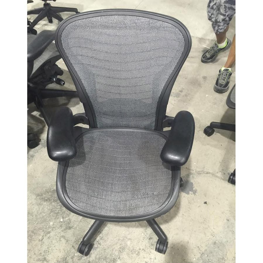 Herman Miller Aeron Used Size B Task Chair Platinum Wave National Office Interiors And Liquidators