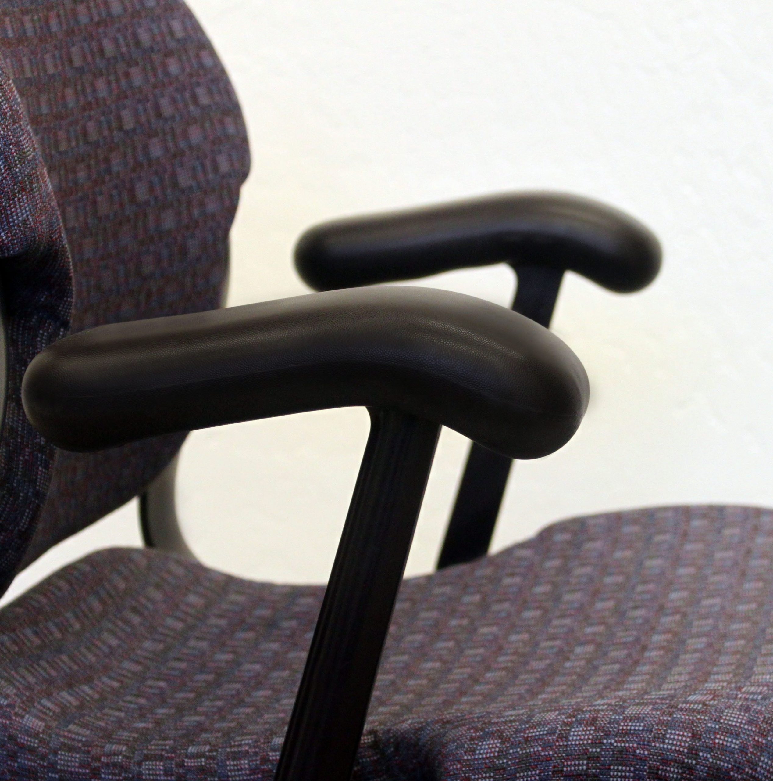 Herman Miller Used Equa Task Chair, Purple Design National Office