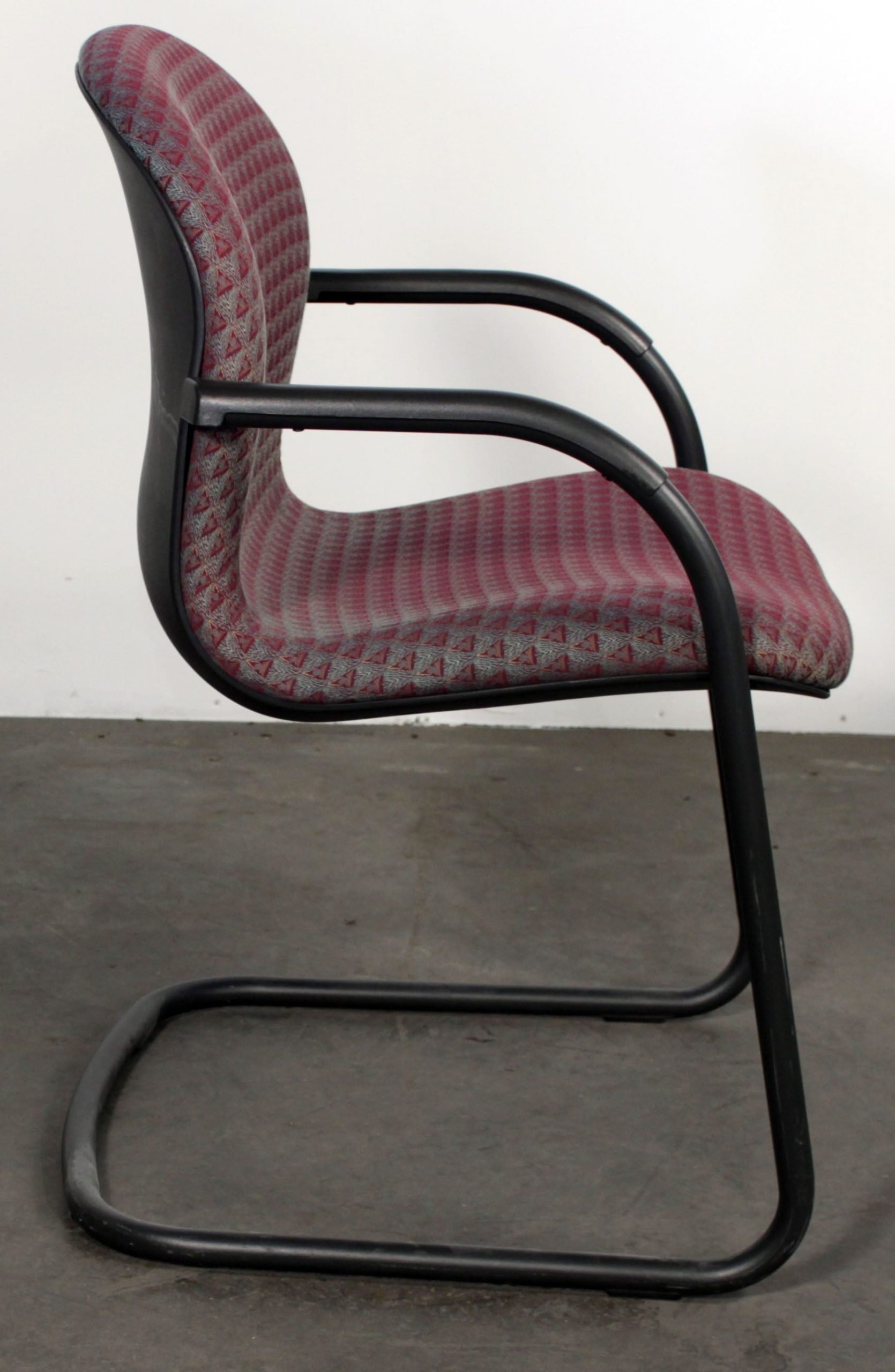 Knoll RPM Used Side Chair, Magenta National Office Interiors and Liquidators