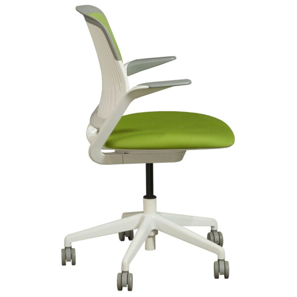 Steelcase Cobi Used Mesh Back Conference Chair, Green - National Office
