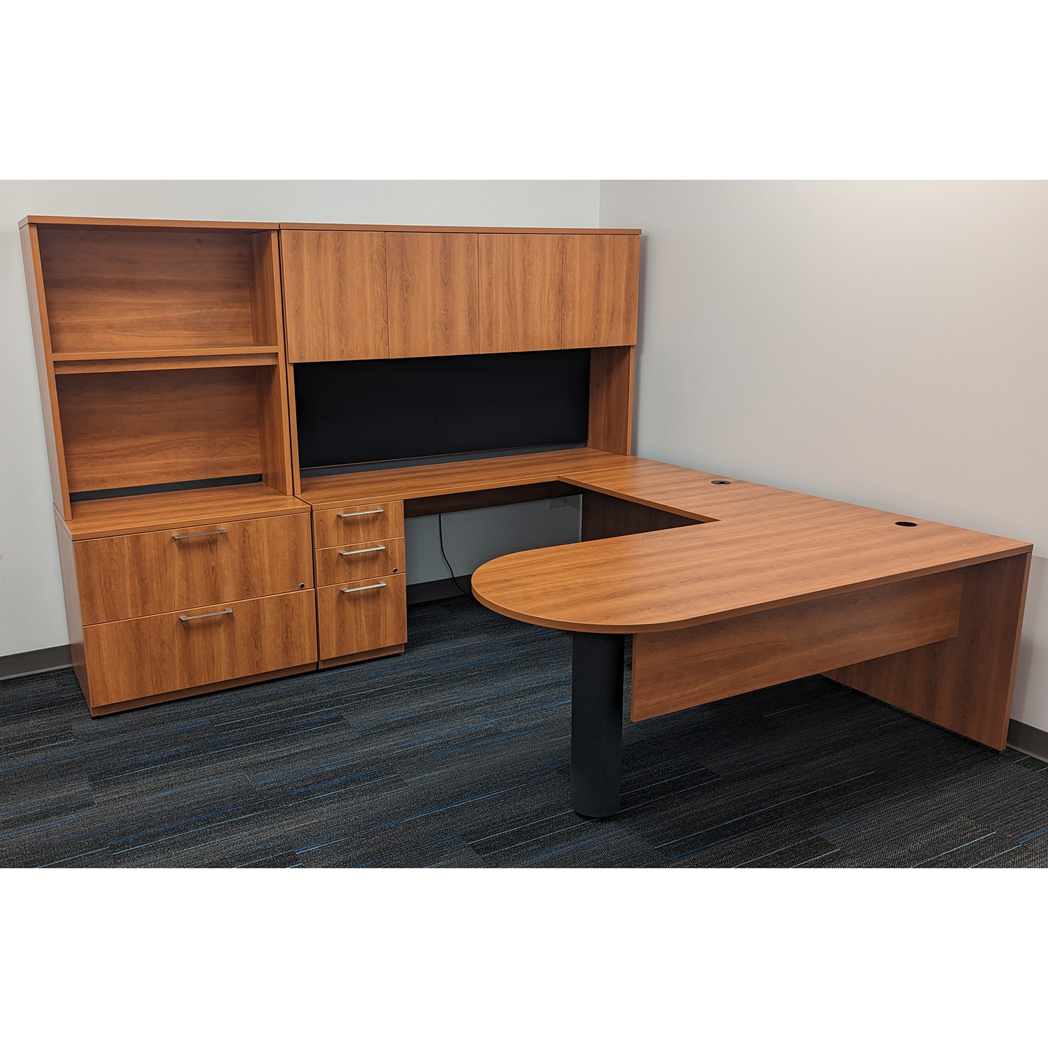 Groupe Lacasse Used U-Shaped Laminate Desk w Left Return, Light Cherry