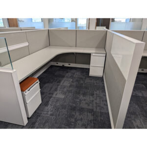 6x8 Knoll Dividend Used Cubicle w Glass, Gray and White